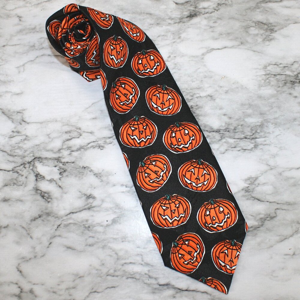 SURREY Necktie Halloween Pumpkin Jack O Lantern Menswear Neck Tie Orange Black